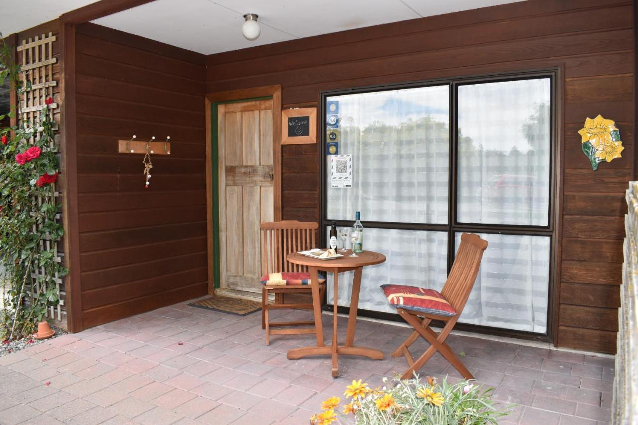 Bed and Breakfast Olivista Мастертон Екстер'єр фото