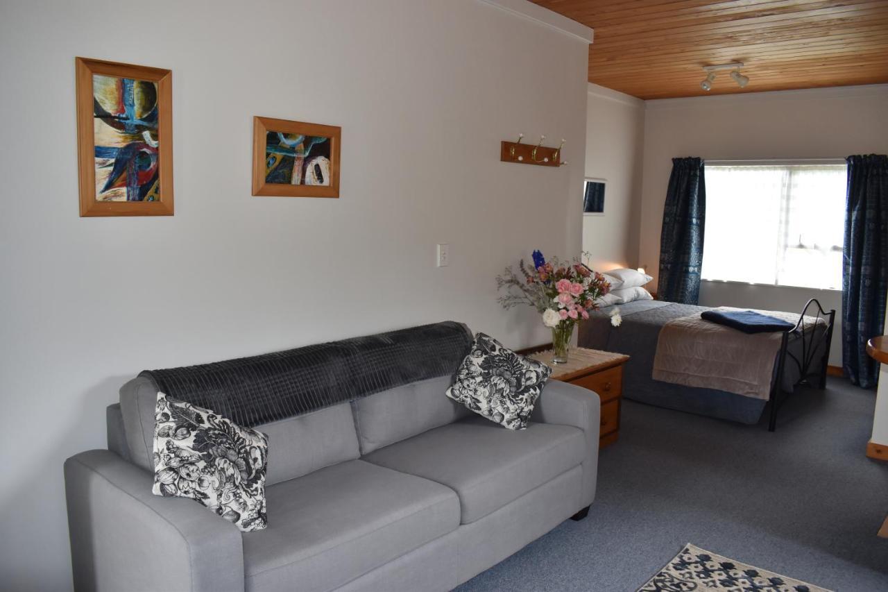 Bed and Breakfast Olivista Мастертон Екстер'єр фото