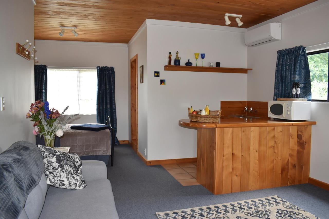 Bed and Breakfast Olivista Мастертон Екстер'єр фото