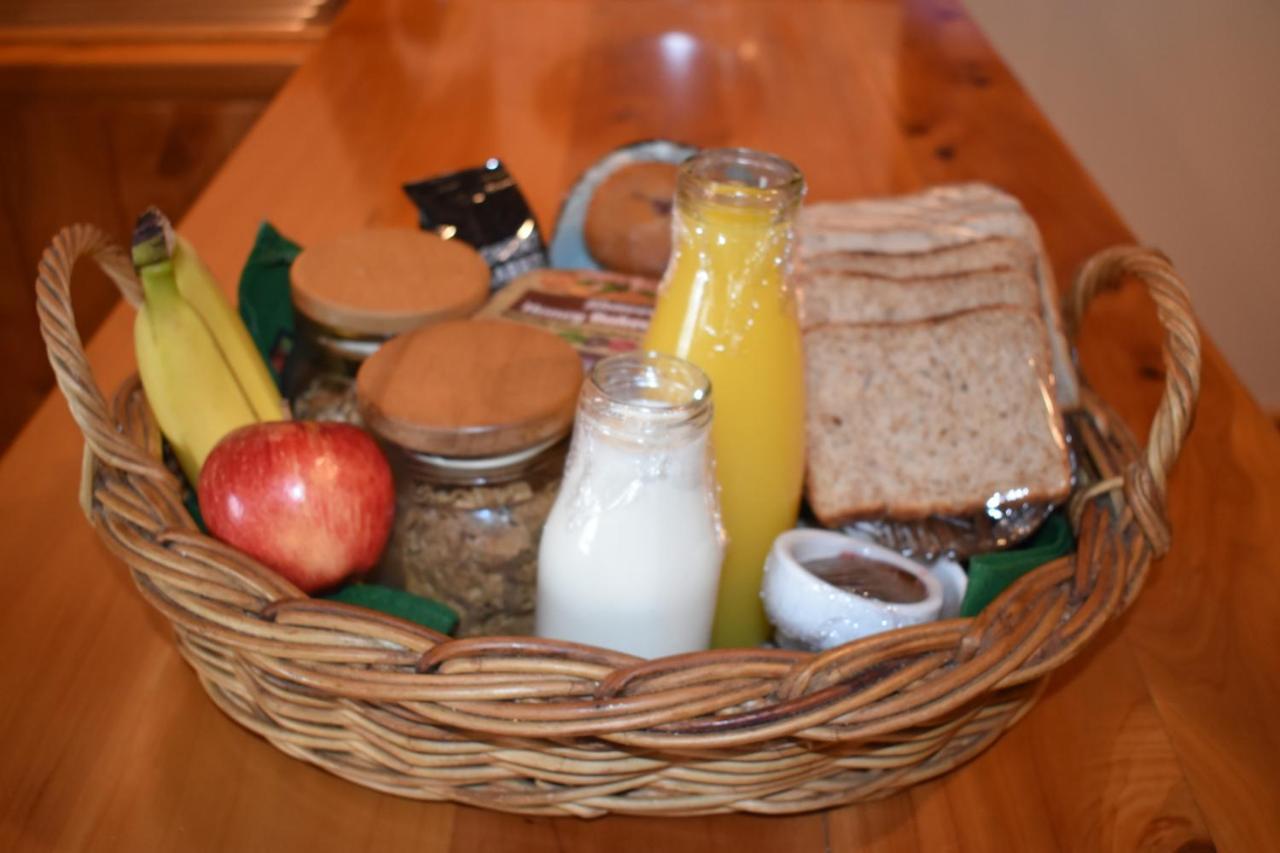 Bed and Breakfast Olivista Мастертон Екстер'єр фото